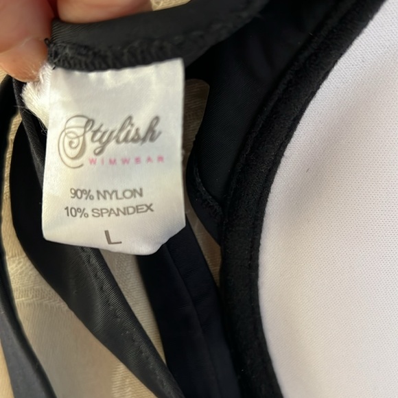 Black Bikini Top Size Large - Picture 4 of 4